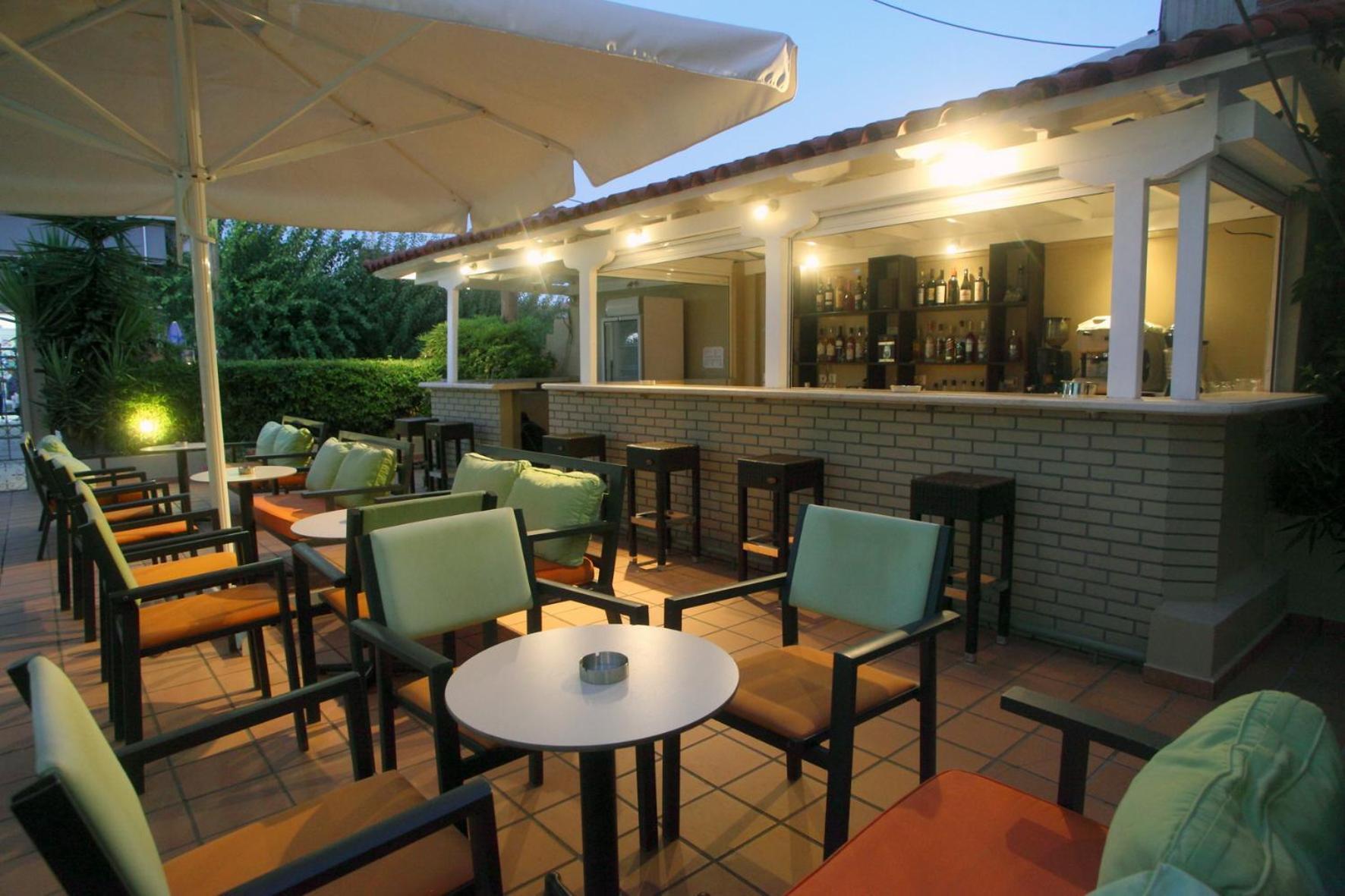 ניקיאנה Vicky Apartments מראה חיצוני תמונה