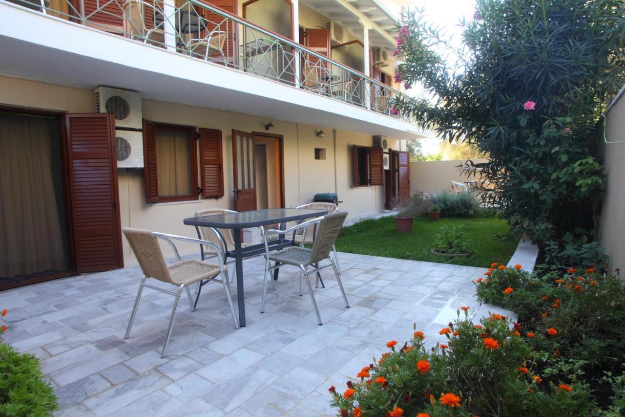 ניקיאנה Vicky Apartments מראה חיצוני תמונה
