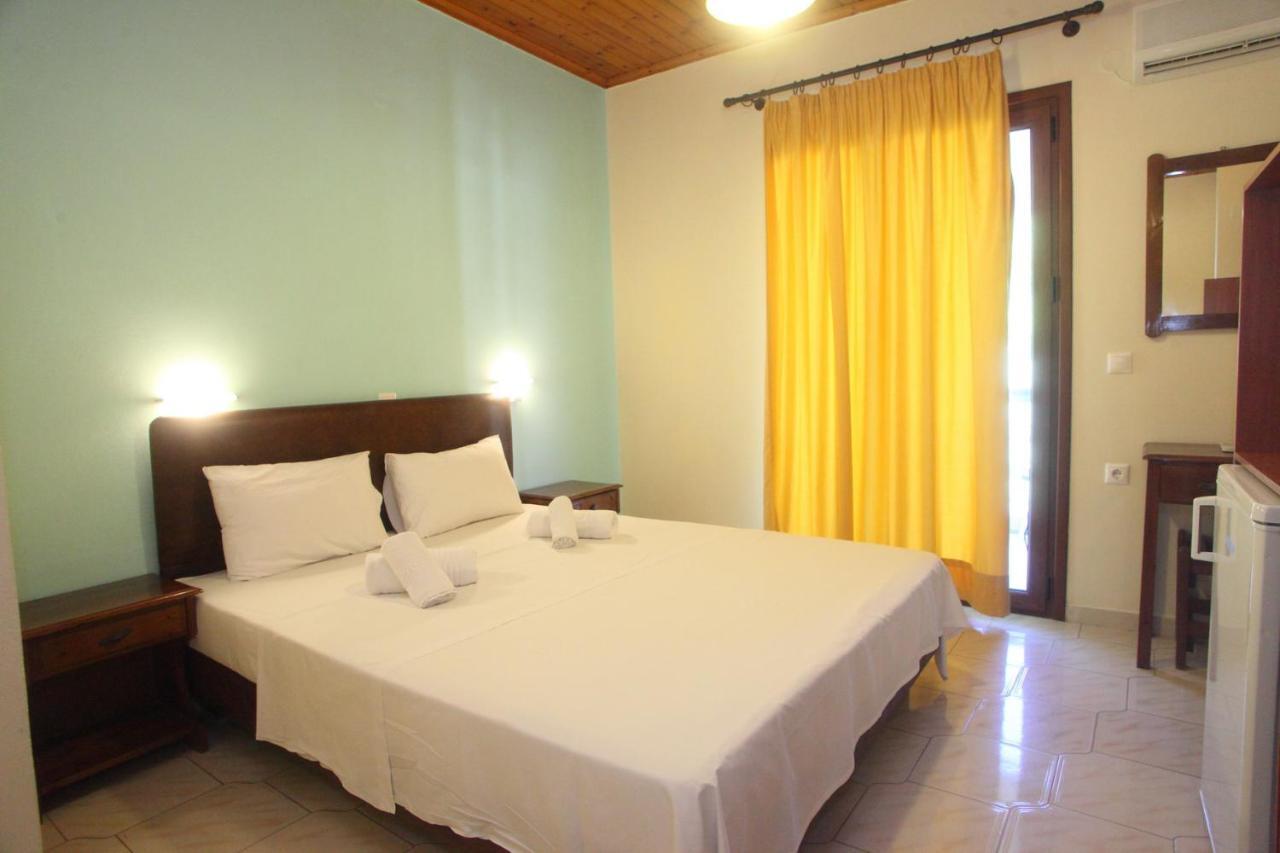 ניקיאנה Vicky Apartments מראה חיצוני תמונה