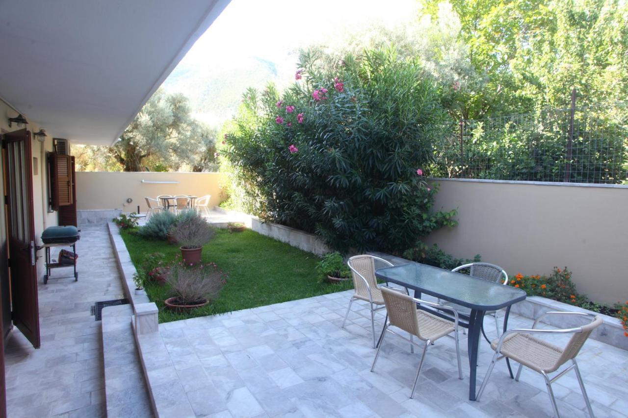 ניקיאנה Vicky Apartments מראה חיצוני תמונה