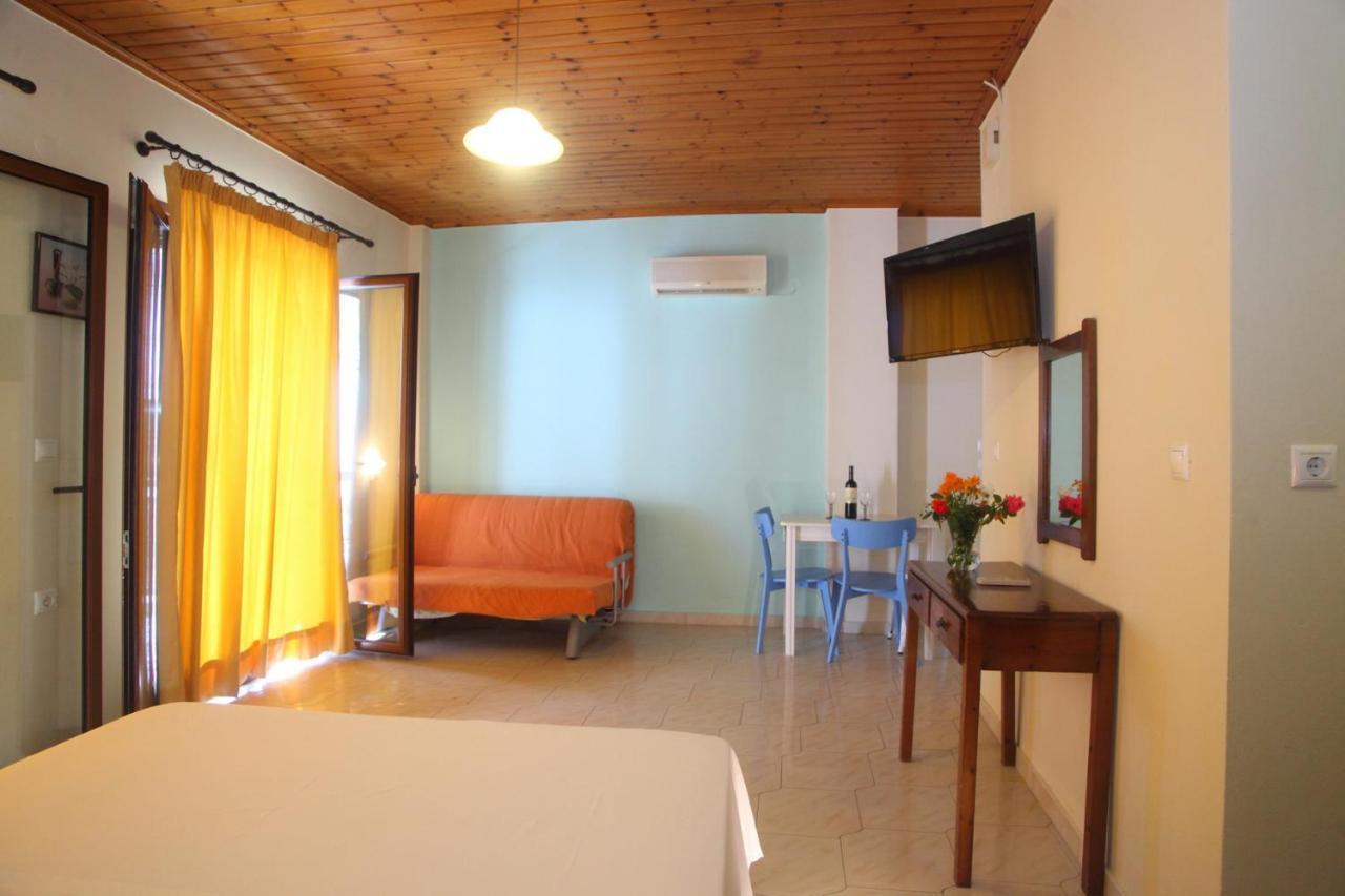 ניקיאנה Vicky Apartments מראה חיצוני תמונה