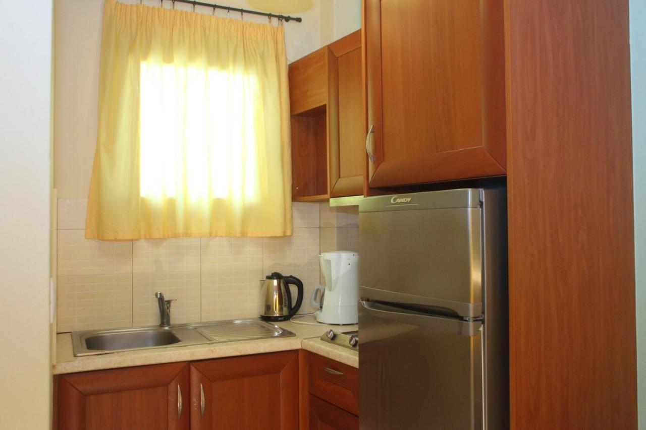 ניקיאנה Vicky Apartments מראה חיצוני תמונה