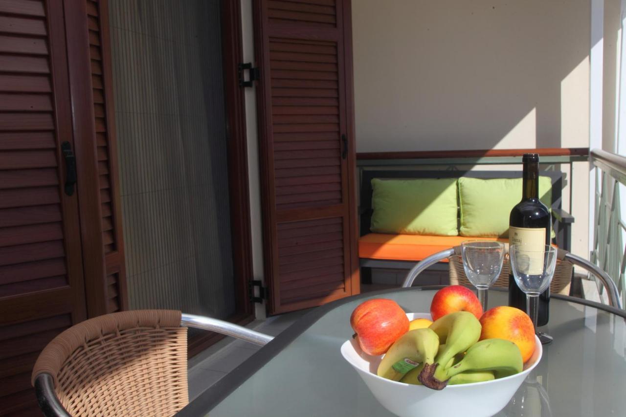 ניקיאנה Vicky Apartments מראה חיצוני תמונה