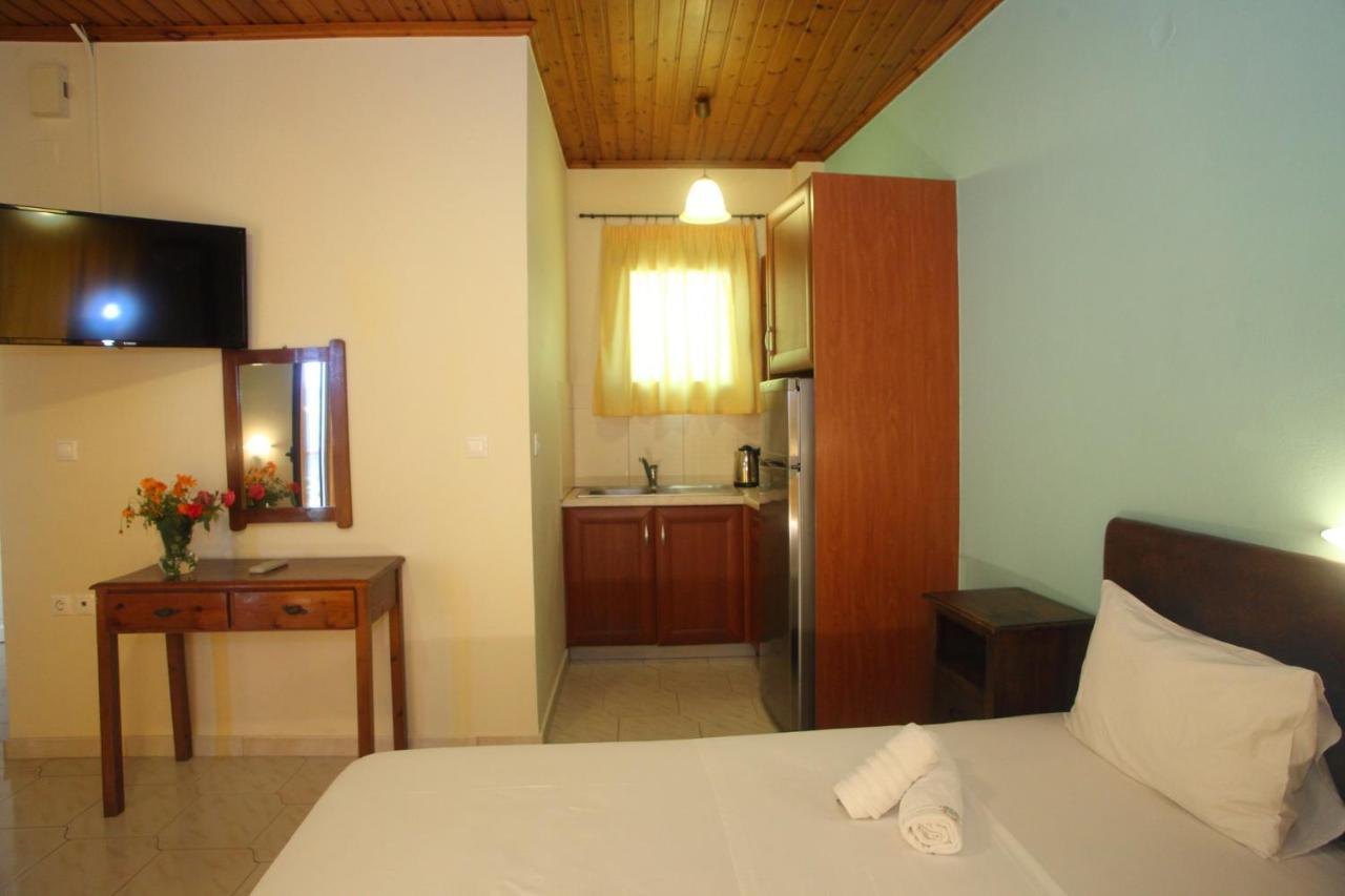 ניקיאנה Vicky Apartments מראה חיצוני תמונה