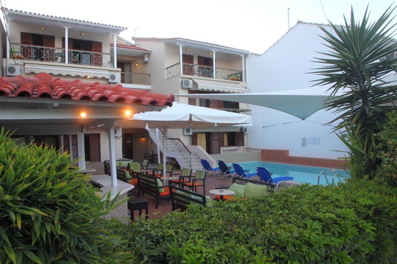 ניקיאנה Vicky Apartments מראה חיצוני תמונה