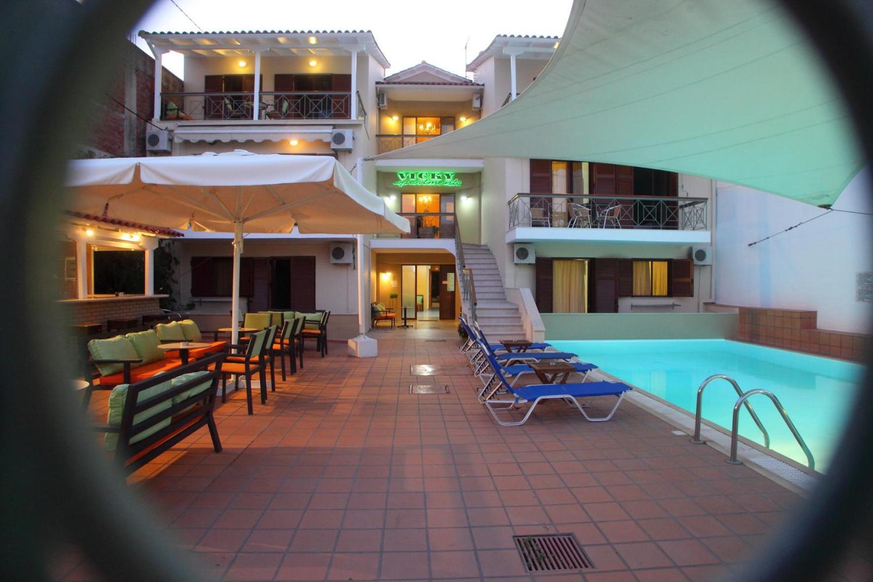 ניקיאנה Vicky Apartments מראה חיצוני תמונה